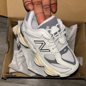 9060 Sea Salt/Castle Rock “Toddler Boys” Shoe